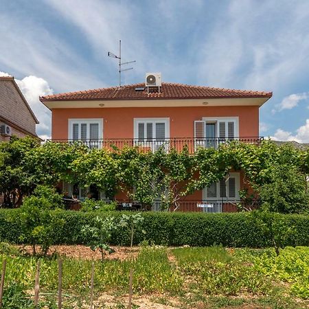 Marinella Lägenhet Trogir Exteriör bild