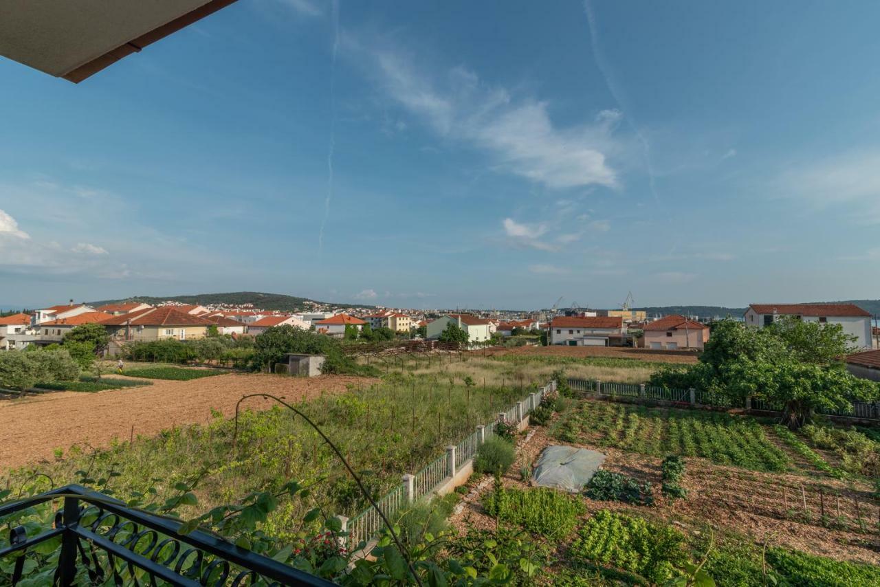 Marinella Lägenhet Trogir Exteriör bild