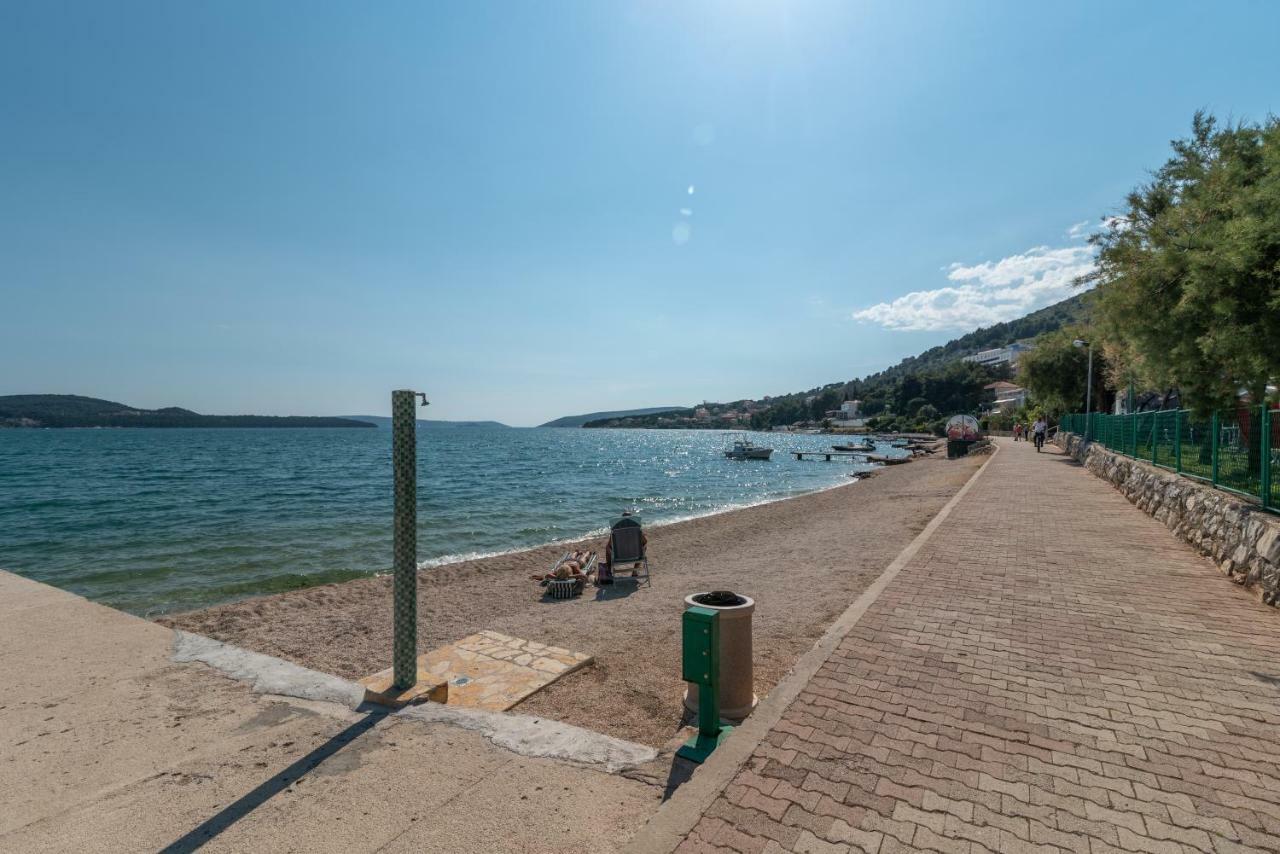 Marinella Lägenhet Trogir Exteriör bild