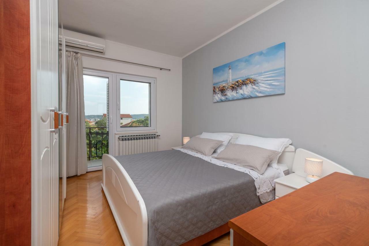 Marinella Lägenhet Trogir Exteriör bild